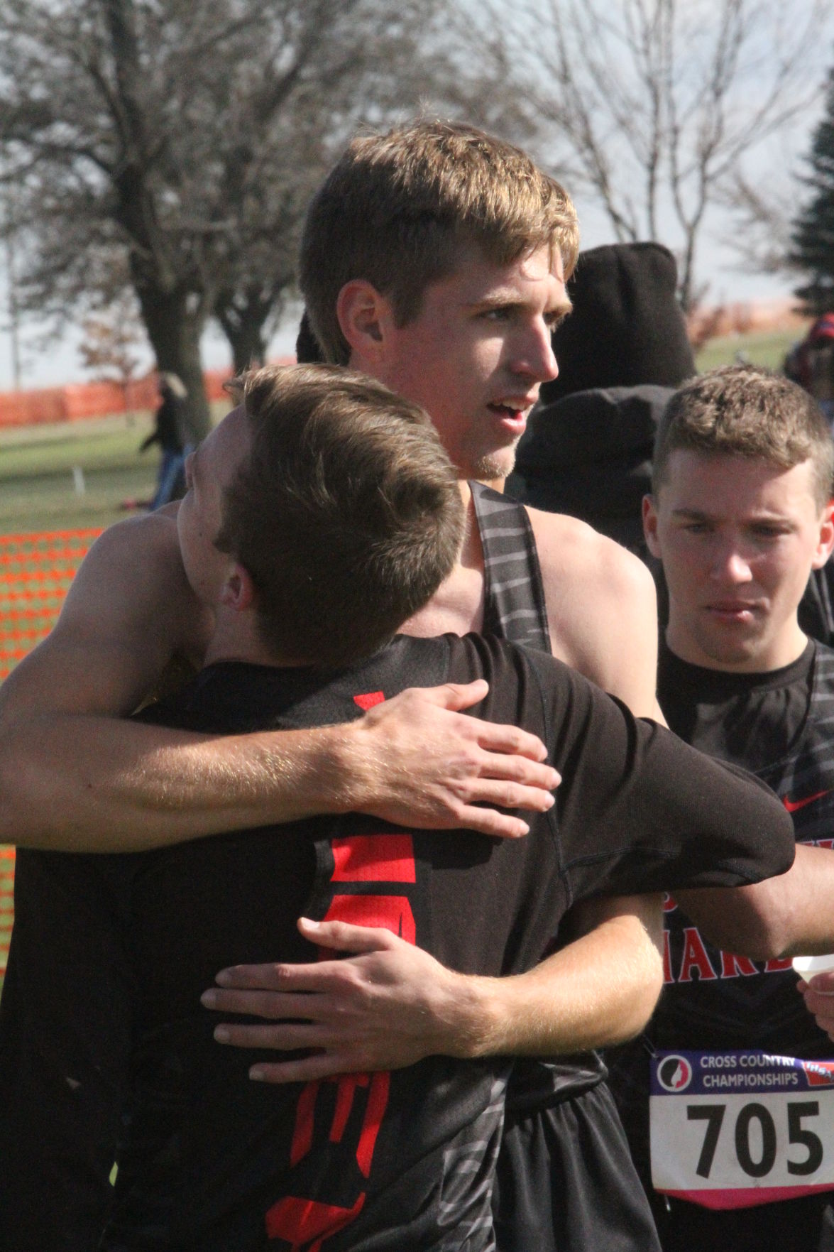 SH_Meints_Hug_State_XC_1172.JPG